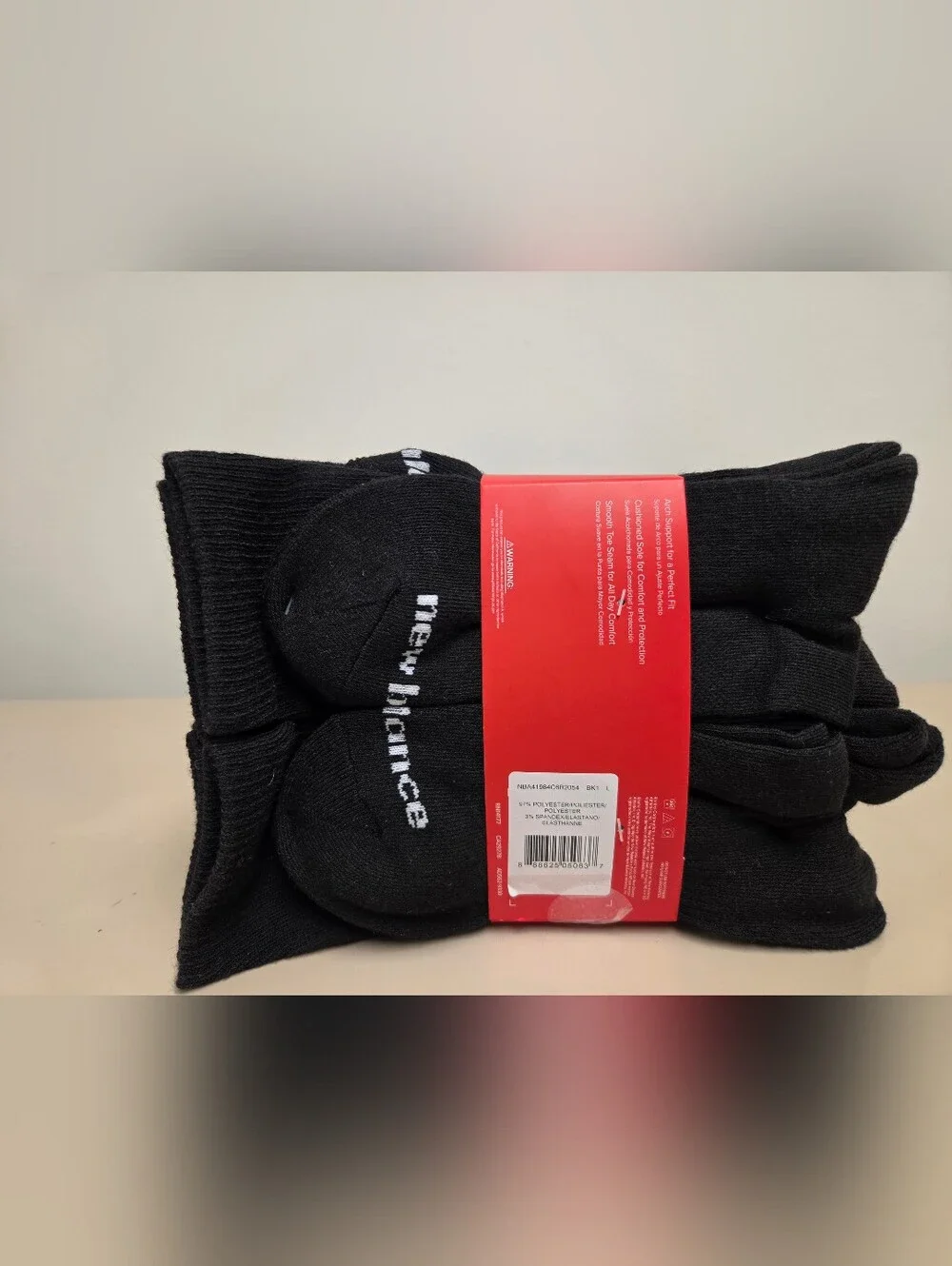New Balance Black Cushioned Crew Socks with White Logo - 6 Pack